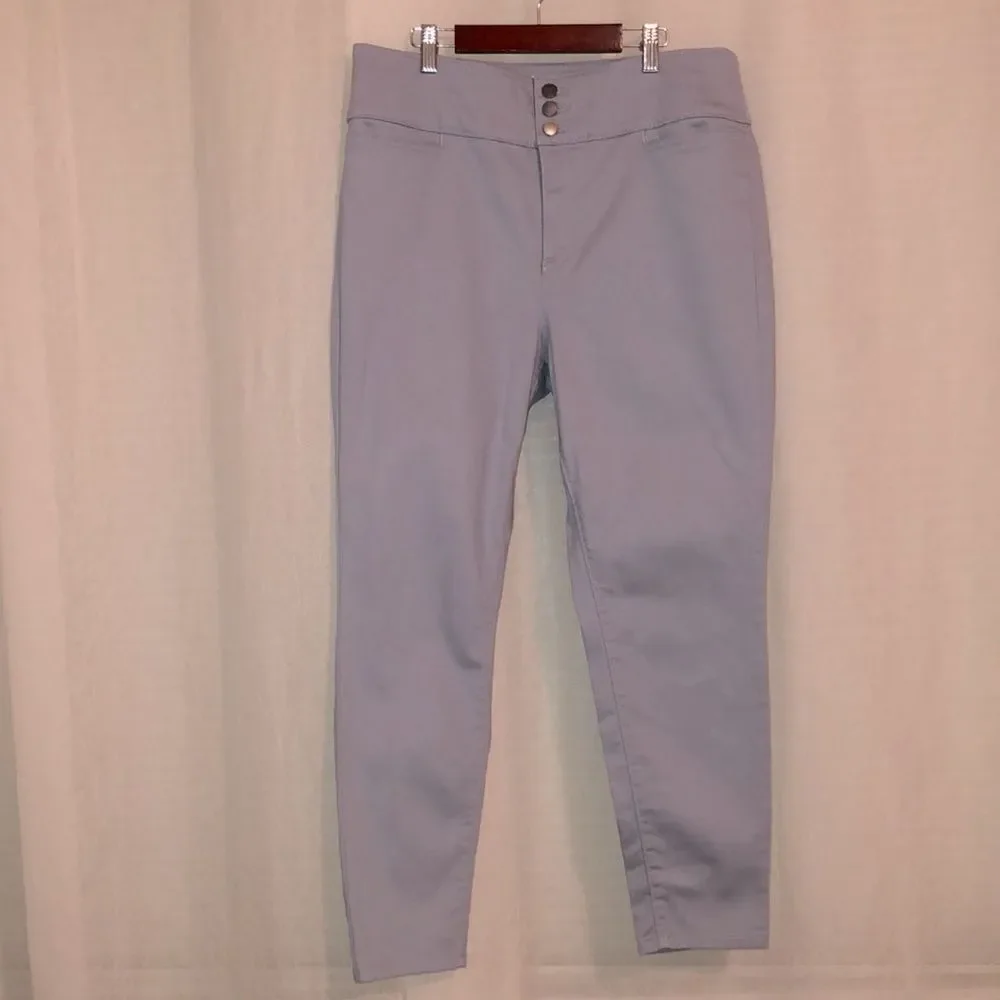 LOFT 14 High Rise High 3 Button Waist 4 Pocket Stretch Ankle Jeans in Light Blue